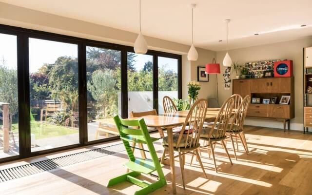 4 Bedroom House In Brighton
