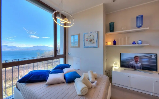 Suite on The Lake
