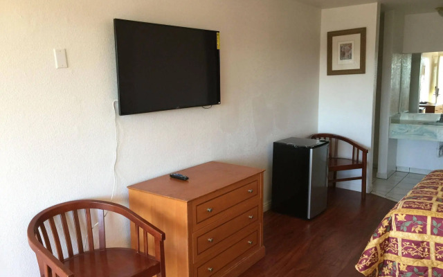 Budget Inn
