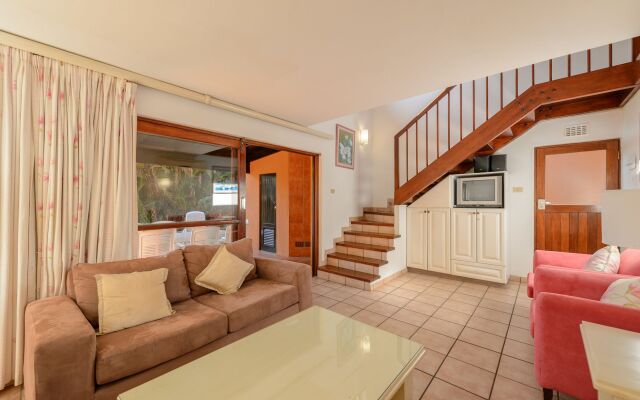 San Lameer Villa Rentals  2813