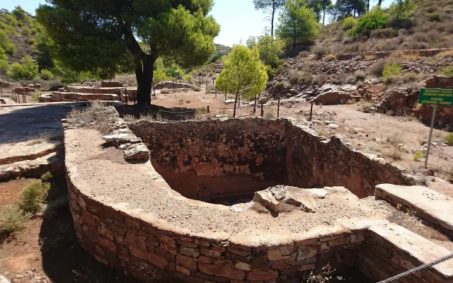 Villas in Sounio