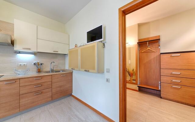 Home Apart Surganova str. 5A