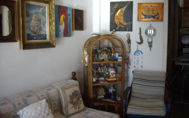 Anna in front of the sea Apartment