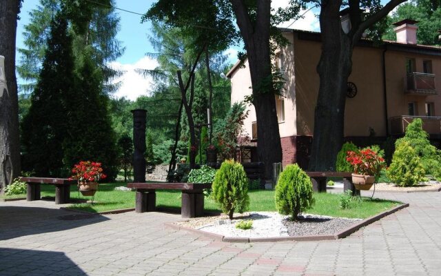 Hotel w Dobieszkowie