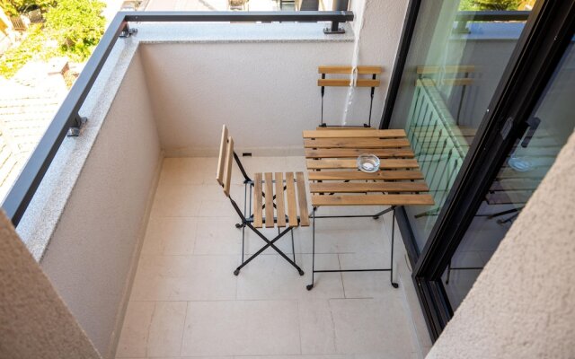 Spacious 1bdr Apartment in City Centre With Balcony