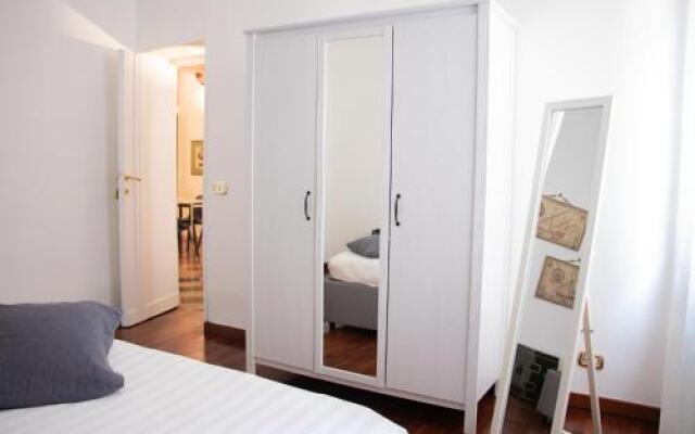 Piazza Firenze Apartment