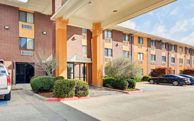 Quality Inn DFW Airport North