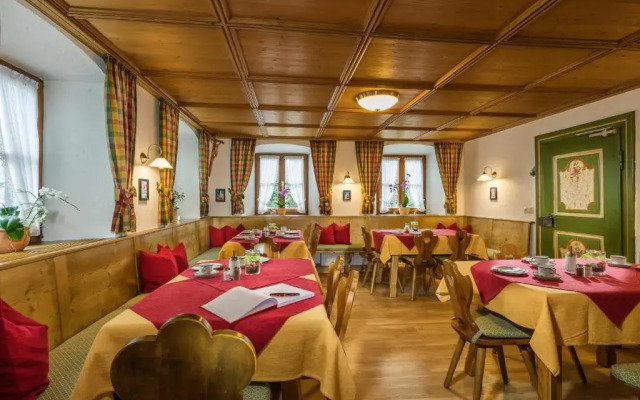 Gästehaus Enzianhof Hotel garni