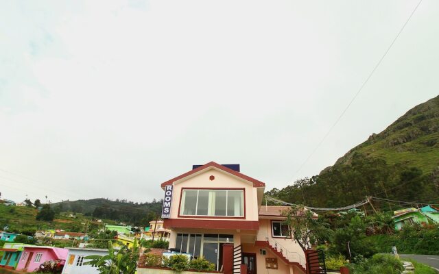OYO 15479 Vista Suites Kalatty