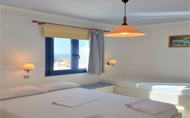 "room in Guest Room - Spacious Room in Creta for 3 People, With Ac, Swimming Pool and Nature"