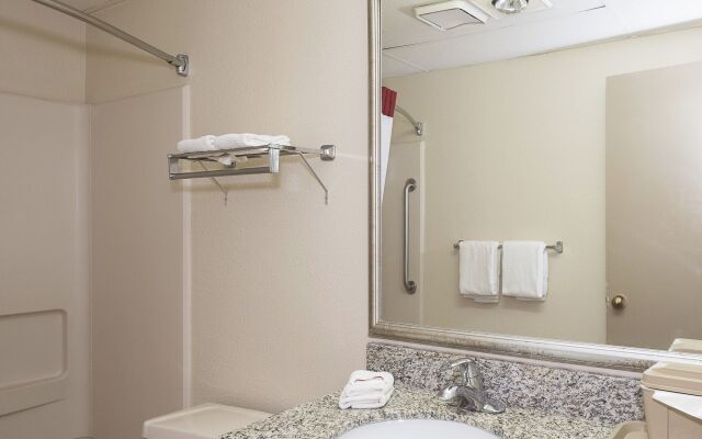 Red Roof Inn Hartford - Vernon