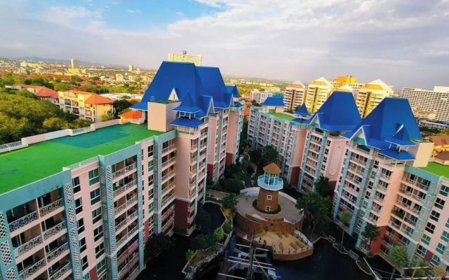 Luxury 2-bedroom Sea View Escape