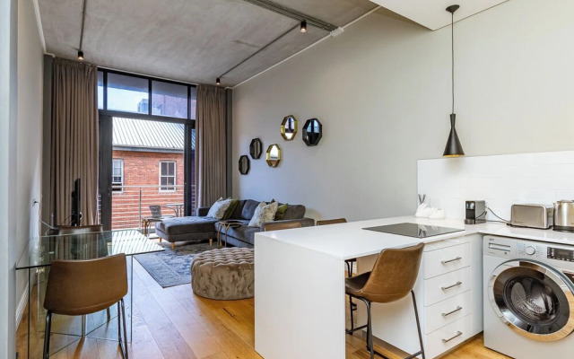 The Docklands Luxury Apartments