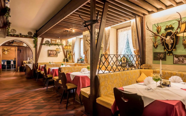 Hotel am Schlosspark &  Gasthof Neuwirt