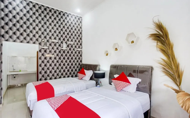 OYO 90124 Oemah Ratu Hostel Syariah