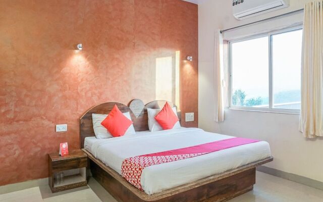 OYO 25095 Hotel Valley View Residency