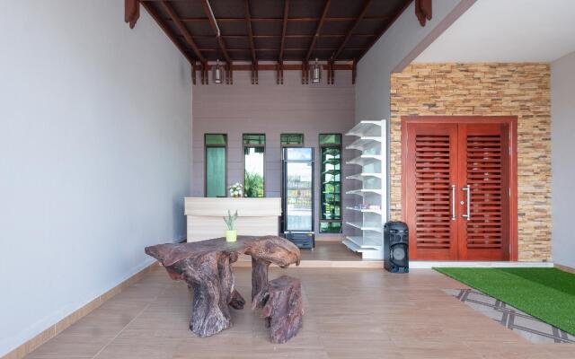 OYO 89873 Nurbayu Chalet