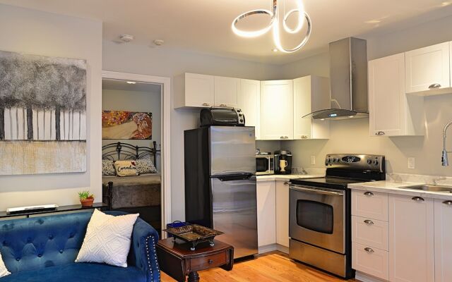 Ottawa Center 1 Bedroom Apartment near Bank St