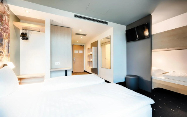 B&B Hotel München-Moosach
