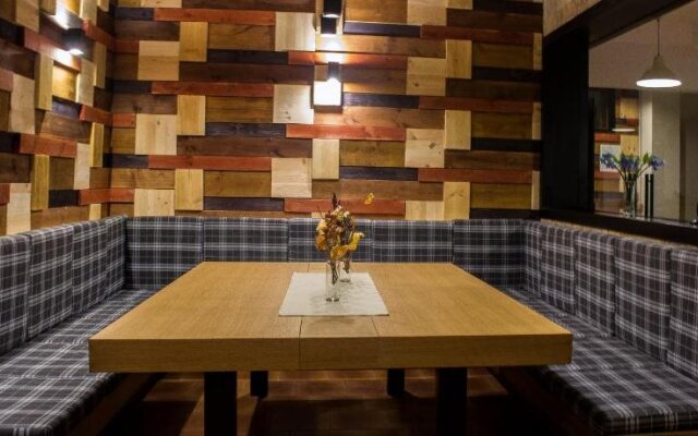 Trigrad Hotel