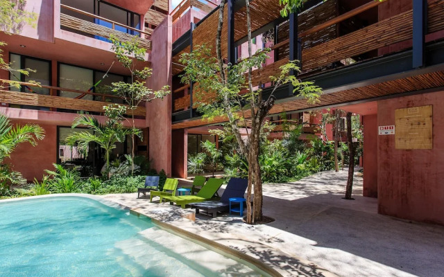 Vibrant Condo in Nature with Pool