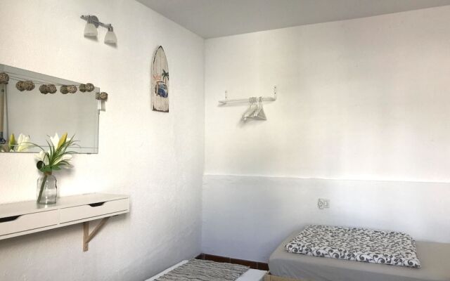 Endless Summer Hostel - Adults Only