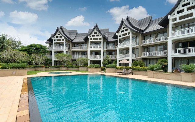 Laguna 2BR Apartment 2223 in Allamanda 2