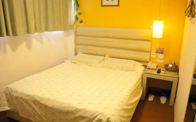Rest Motel (Pingyang Kunyang Renmin Road Store)