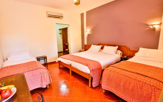 Hotel Al Bassatine