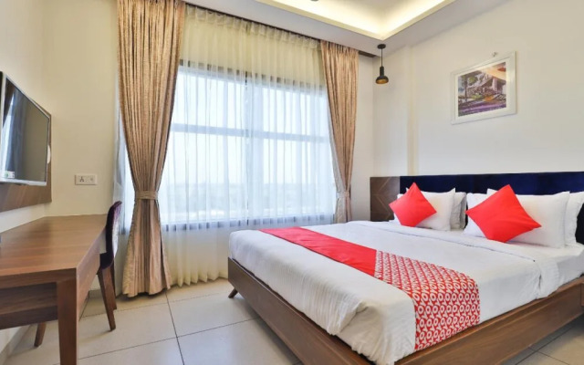 Oyo 26587 the Grand Vatika