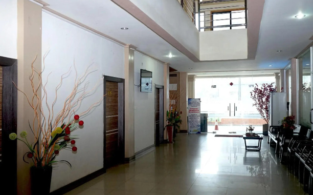 Hotel Golden Vella By OYO Rooms
