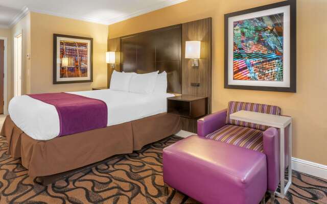 Best Western Plus Airport Plaza