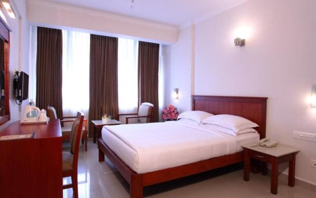 Hotel Pooram International