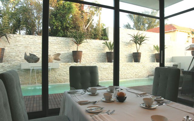 No5 Boutique Art Hotel by Mantis