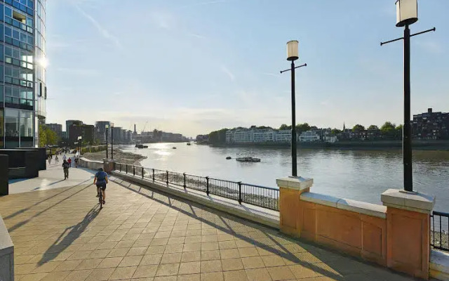 ST George Wharf Studio Apartments