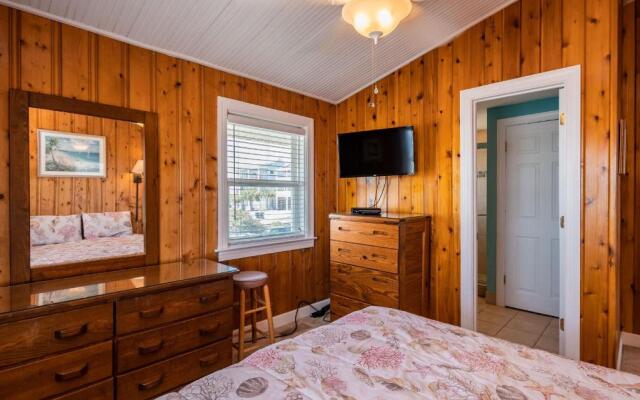 Windward Mark by Oak Island Accommodations