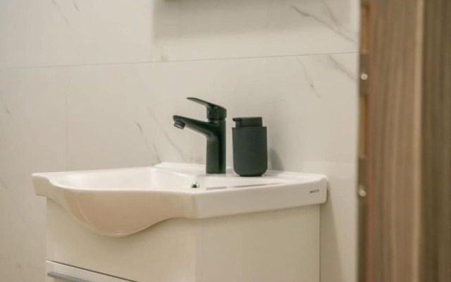 Marin - 200m to the sea - A1