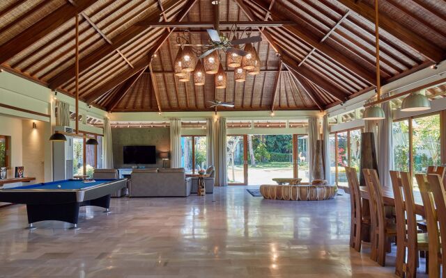 Blue Bamboo Villas