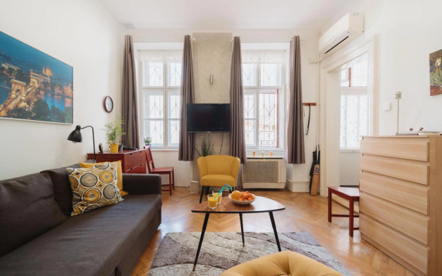 Smart Newly Refurbished Studio Flat in Prime Central Budapest