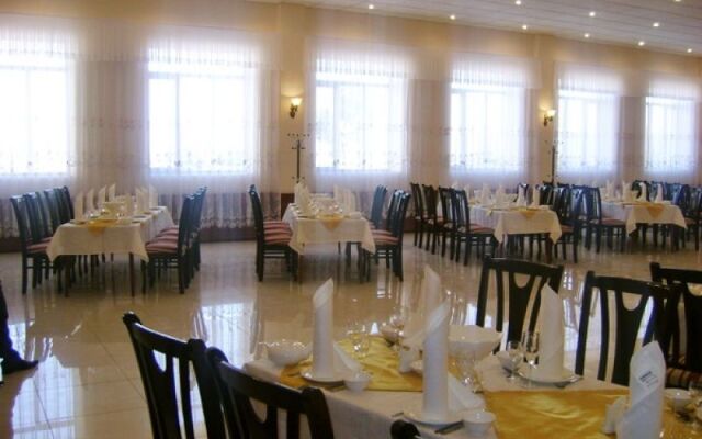 Hayat Inn
