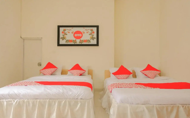 Loji Rejo Guest House By OYO Rooms