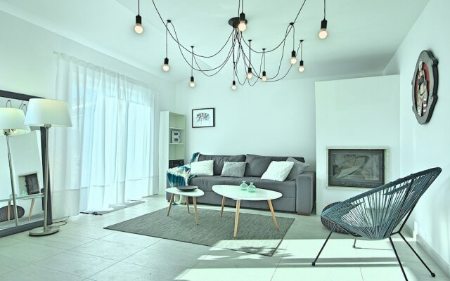 Modern Seaside Home With Swimming Pool in Vodnjan