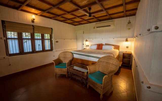 Pathiramanal Villa, Alappuzha