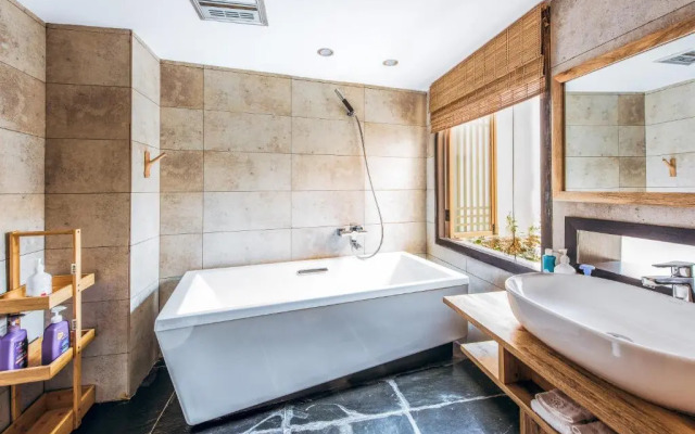 Dengfeng Qingjing Courtyard Hotel