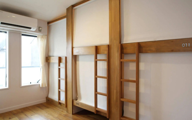 The Lower East Nine Hostel