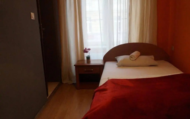 Green Hostel