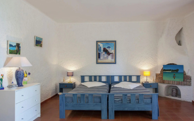 Bright Home in Cargèse Corse-du-sud With Barbecue