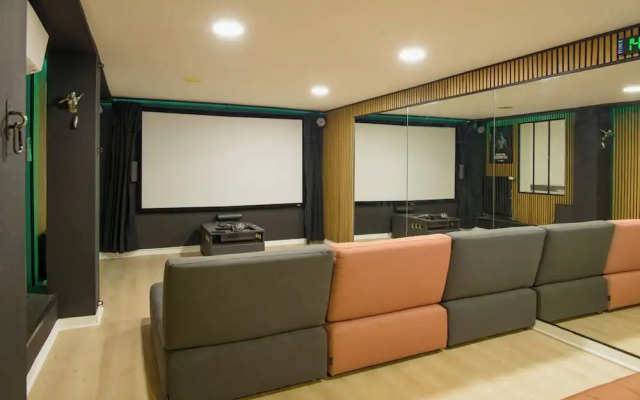 Paris Garden River residence