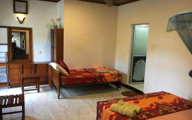 Bee Line Home Stay
