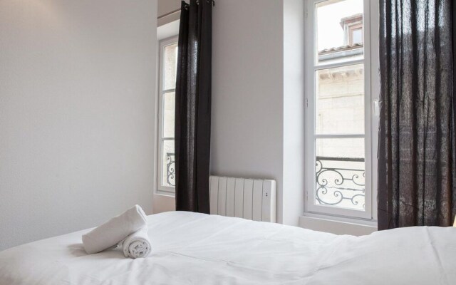 Grand Théâtre Bright Apartment